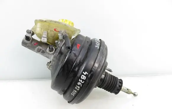 Volkswagen PASSAT B5.5 Brake booster 4B3612105