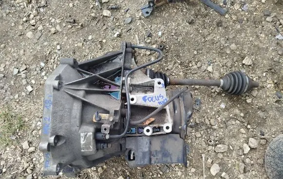 Ford Focus Manual 5 speed gearbox 4M5R7F096NA 4M5R7002NE