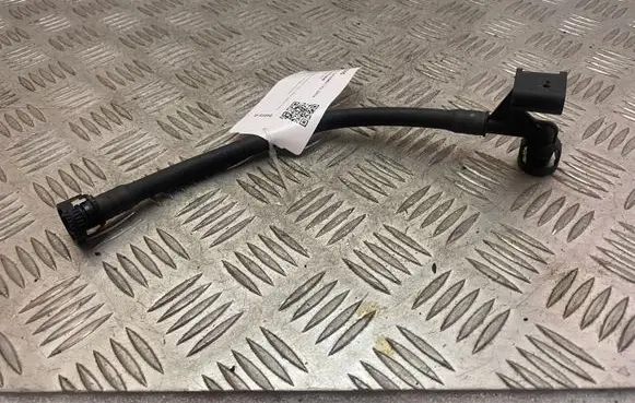 BMW 3 G20 G21 Vacuum line/pipe/hose 8665235