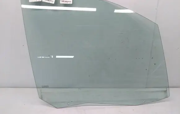 Peugeot 807 Front door window glass four-door