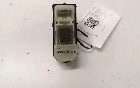 Toyota Avensis Verso Electric window control switch 514746 8403044020