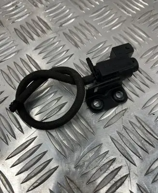 BMW 5 E60 E61 Turbo solenoid valve 1742712