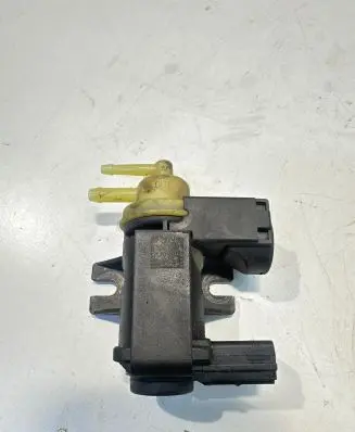 Audi A4 S4 B8 8K Turbo solenoid valve 8K0906627