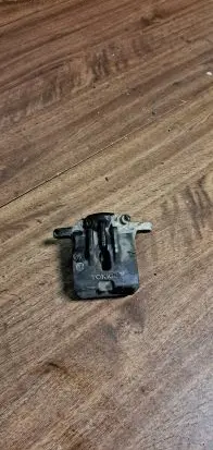 Subaru Legacy Rear brake caliper