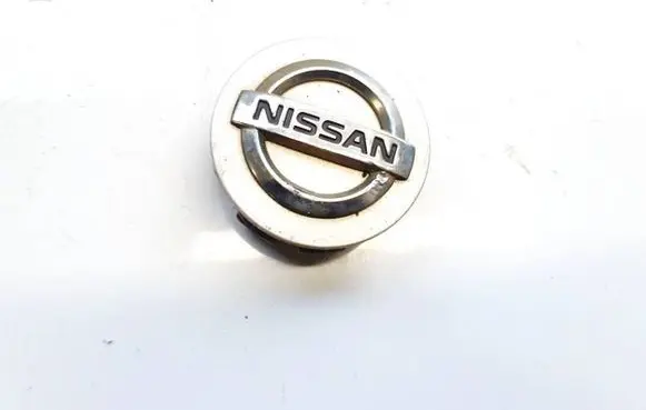 Nissan Note (E11) Original wheel cap 40342av610