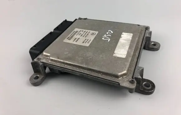 Mercedes-Benz C W204 Engine control unit/module A6519007500 28336101 A0064461540