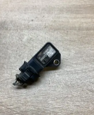 Peugeot 406 Air pressure sensor 