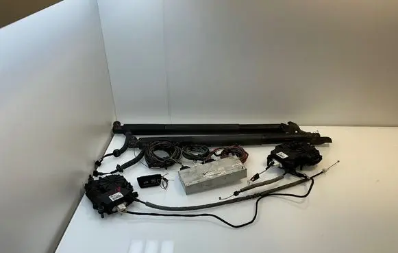 BMW 5 GT F07 Tailgate/trunk control unit/module 7284597 7200543 9194912