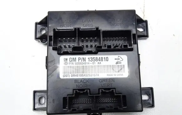 Opel Insignia A Seat control module 13584810