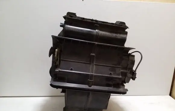 Audi 100 S4 C4 Interior heater climate box assembly housing 4A2820095A
