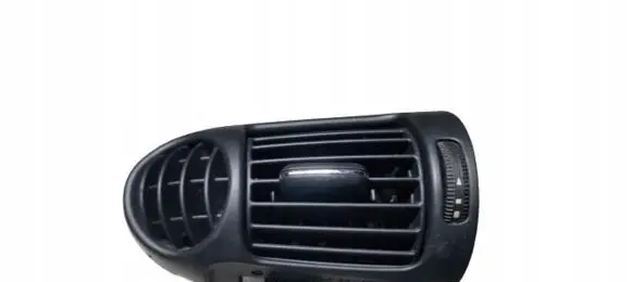 Mercedes-Benz C W203 Dashboard side air vent grill/cover trim