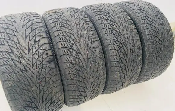 BMW 5 GT F07 R18 winter tire 24550R18 2455018 HAKKAPELIITTAR