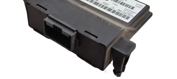 Volkswagen Jetta V Gateway control module 1K0907530L 5WK50011B 1K0907951