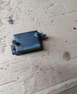Renault Espace III Central locking motor 
