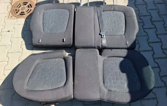 Hyundai i20 (PB PBT) Second row seats 