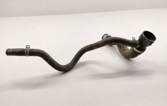 Mercedes-Benz X-class W470 Engine coolant pipe/hose A4705010300