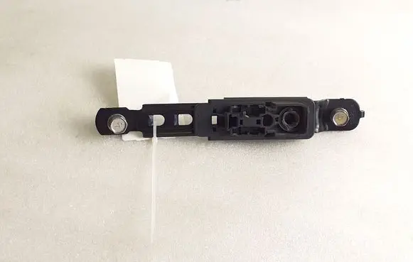Nissan Juke I F15 Seat belt adjustment rail 6096312A 63020B