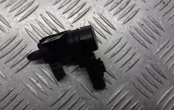 Citroen C5 Valve vacuum 9665456180