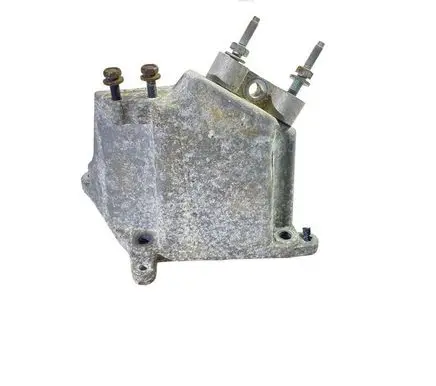 Dodge Charger Engine mounting bracket 04726028AB
