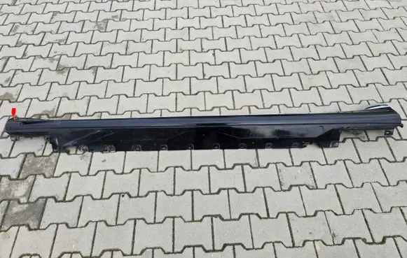 BMW 7 G70 Sill