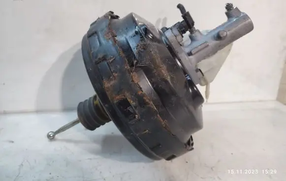 Audi Q7 4L Brake booster 7L8612101E