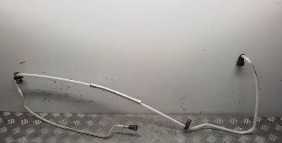 Porsche Macan (95B) Fuel line pipe 95B201991C
