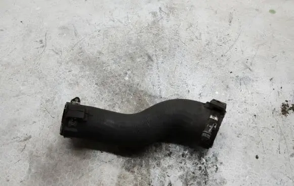 KIA Sportage Intercooler hose/pipe