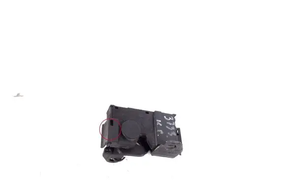 Mercedes-Benz C W204 Engine bonnet (hood) release handle A2048800160