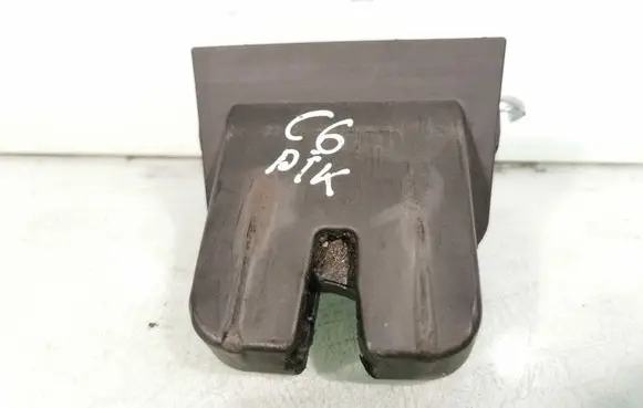 Audi A6 S6 C6 4F Tailgate/trunk/boot lock/catch/latch