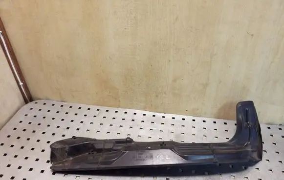 Fender end trim