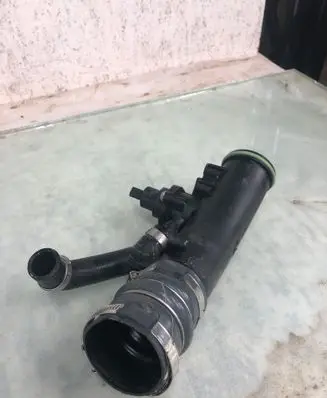 Intercooler hose/pipe