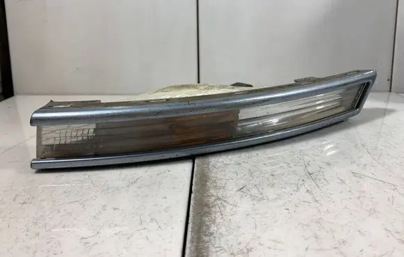 Volkswagen PASSAT B6 Front indicator light 3C0953041E