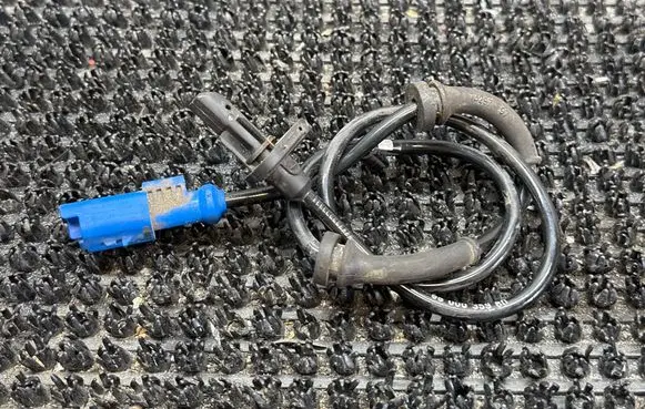 Citroen DS3 ABS rear brake sensor 9800035980