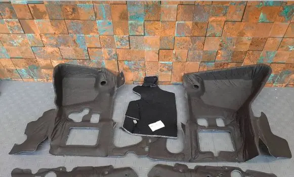 BMW X7 G07 Sound insulation of firewall 