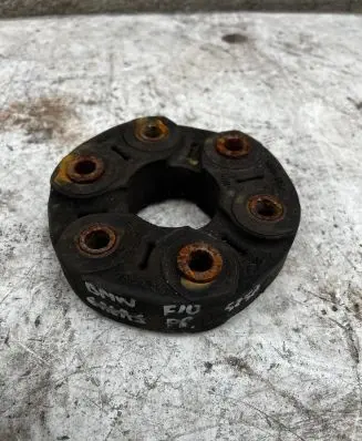 BMW 5 F10 F11 Rear prop shaft donut coupling/joint 7546425