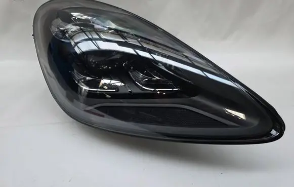 Porsche Cayenne (9Y0 9Y3) Headlight/headlamp 9Y0941036J