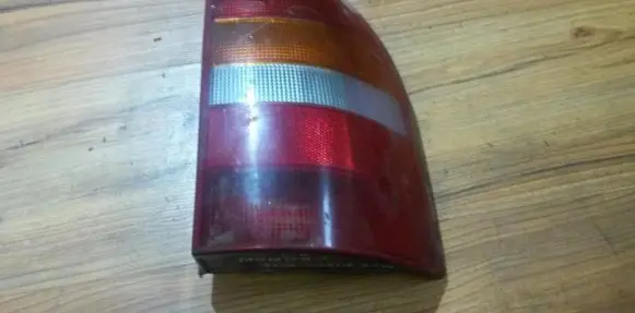 Ford Mondeo MK I Rear/tail lights 93bg13n004 Nenustatyta