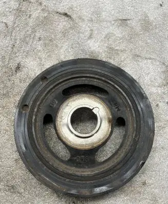 Peugeot 407 Crankshaft pulley E110124A 9654961080K