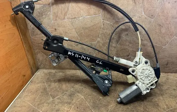 Mercedes-Benz CL C215 Front door window regulator motor A2308200942