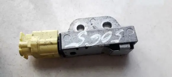 Nissan X-Trail T30 Airbag deployment crash/impact sensor