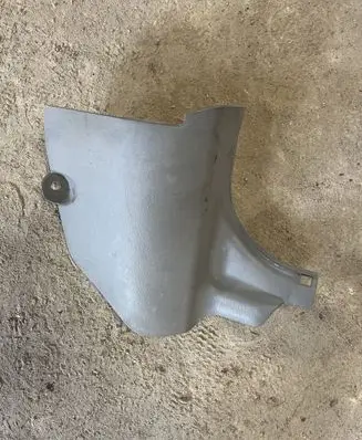 Foot area side trim