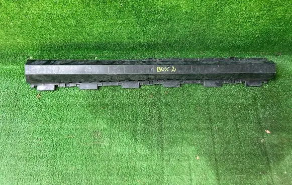 Toyota Hilux VIII Front bumper foam support bar 