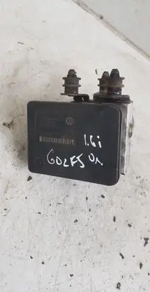 Volkswagen Golf V ABS Pump 1K0907379Q 1K0617517M