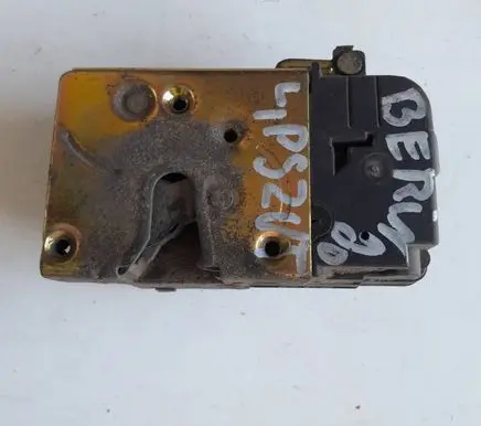 Citroen Berlingo Front door lock 