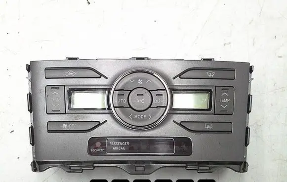 Toyota Auris 150 Climate control unit 55900-02231