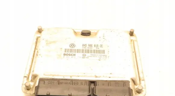 Skoda Fabia Mk2 (5J) Engine control unit/module ECU 045906019CE
