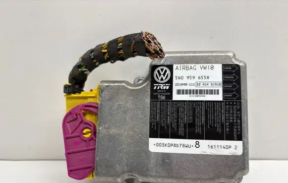 Volkswagen PASSAT B7 Airbag control unit/module 5N0959655R 1611140P 221098111