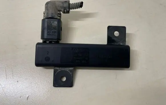 Interior comfort aerial antenna