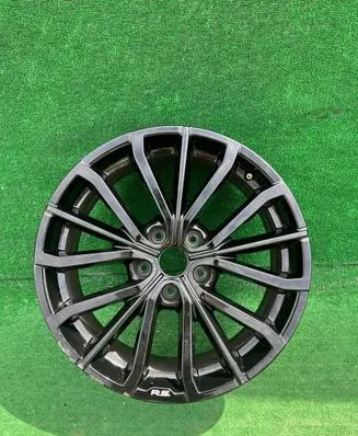 Renault Megane IV R18 alloy rim 