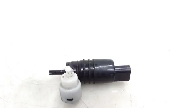 BMW X5 F15 Windscreen/windshield washer pump 7388349